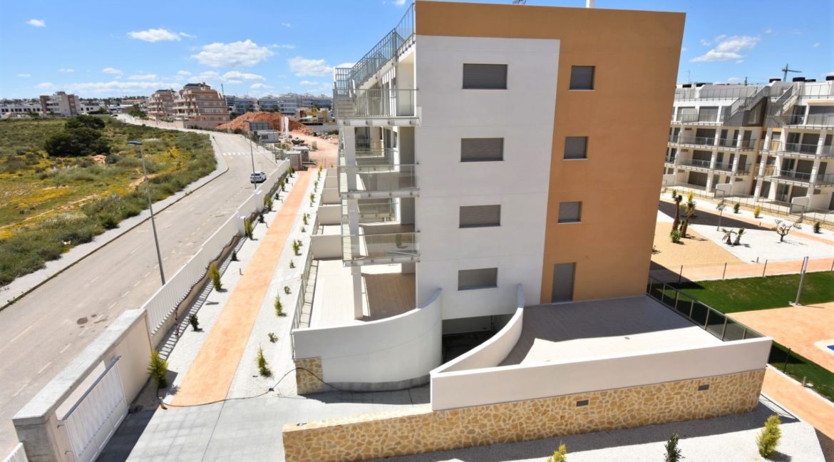 RESIDENCIAL VILLAMARTIN GARDENS 2 CALLE PIMIENTA (4)