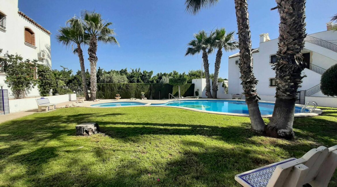 04144979-9336-494d-b8f4-d583a05718b1