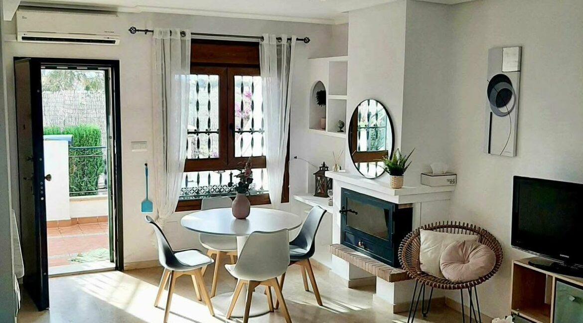 0b773faf-d5a7-4425-a36e-063655319f8e