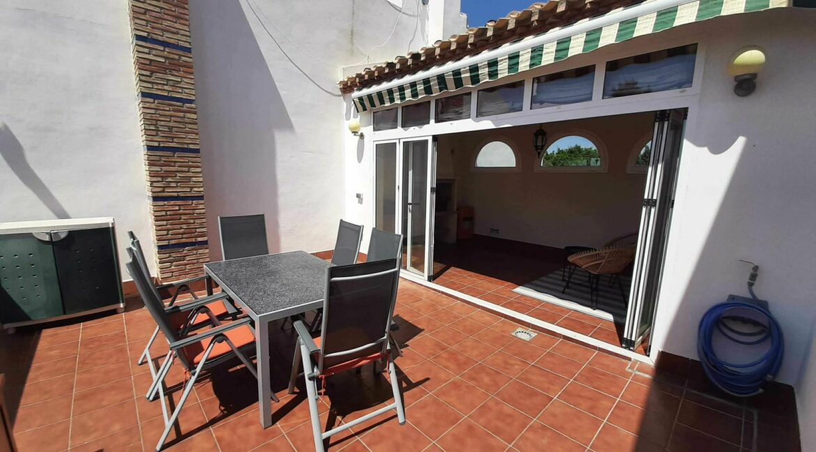 b6f279ce-fa55-4030-8530-7991c197eec8