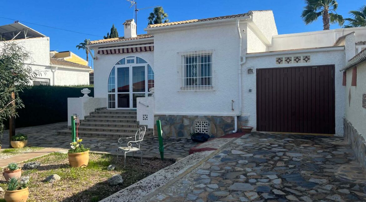 01f57d18-0daf-4c46-a393-a24a08583dfe