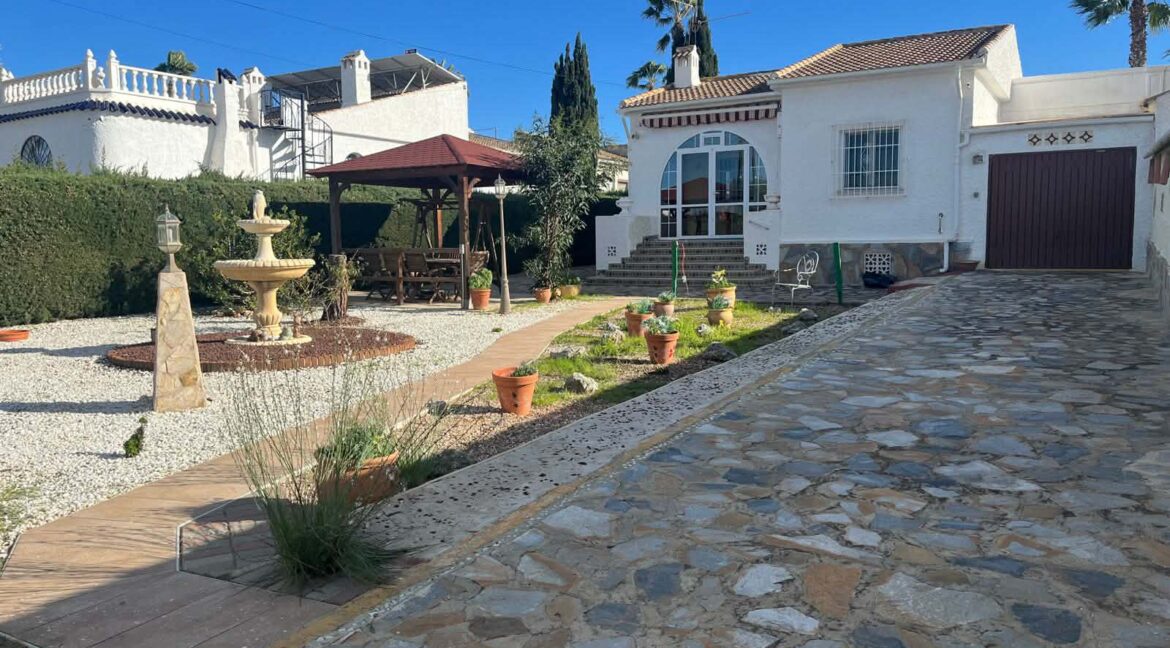 2290fe94-5075-4d77-a77f-f6f07725f1d6