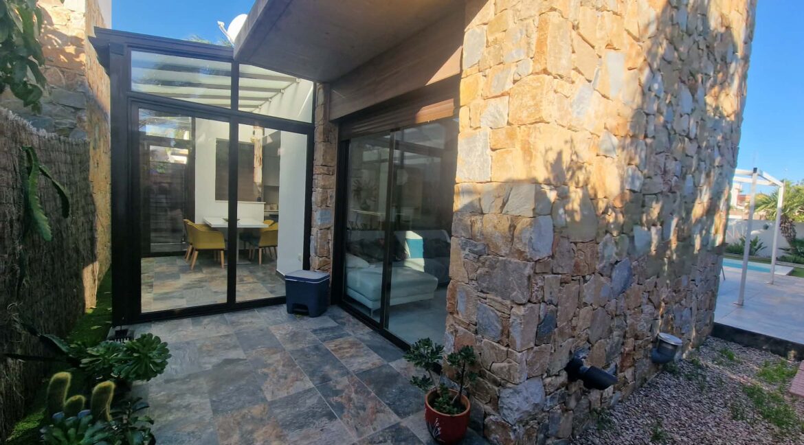 4909bc60-9163-4933-a52a-a651fb24bfcd