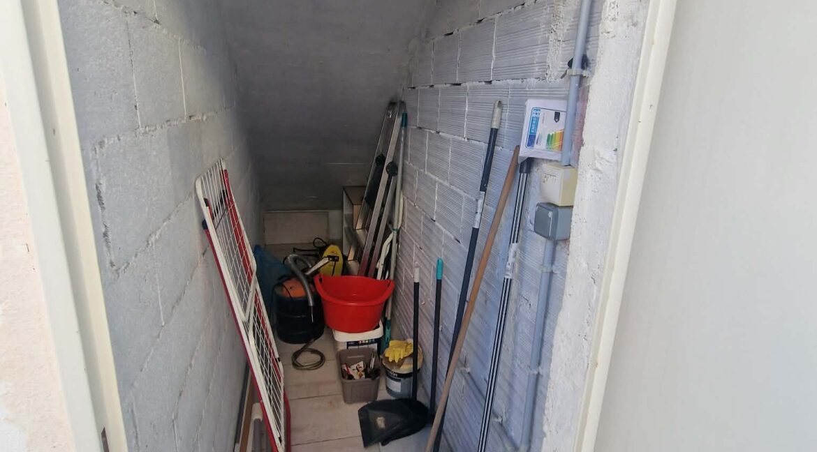 8a8382bb-d058-42e2-97e6-e12be545cc2b