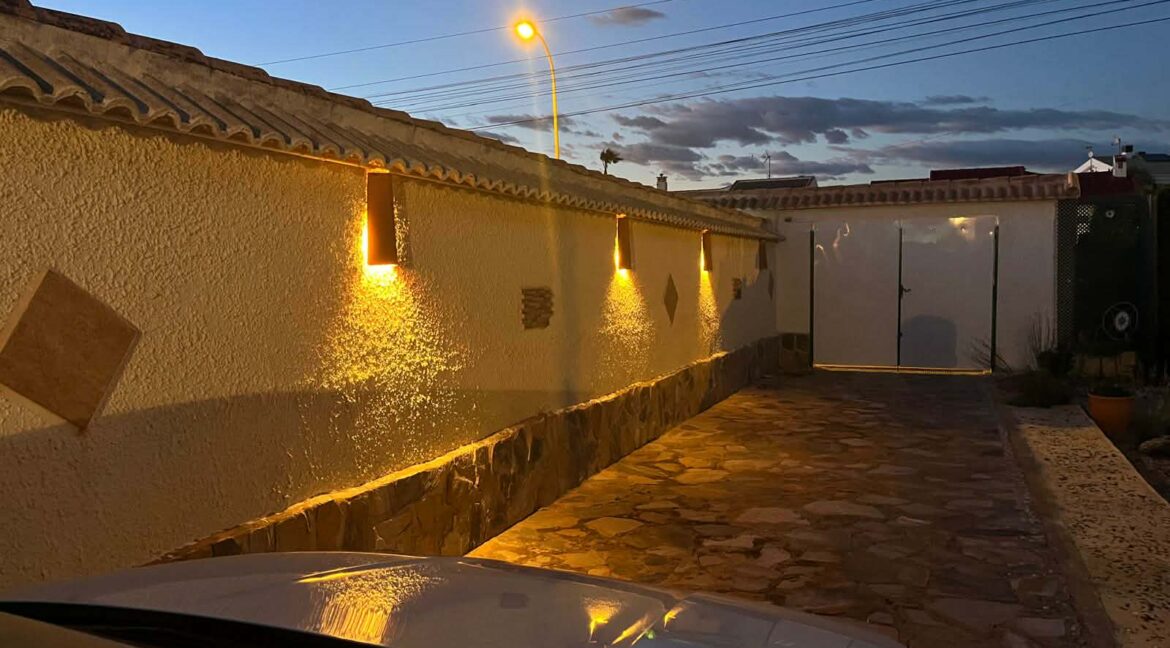 a9ab7de3-20c0-4776-83ea-5ccd0d41da24