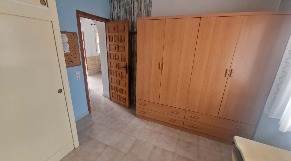 ba87c57f-f155-4129-8a5a-39d9ad395c79