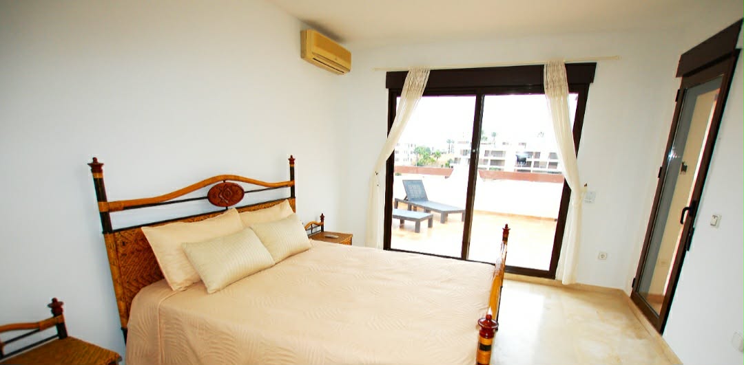 dc625ba9-c092-4764-9192-77d33894ded7