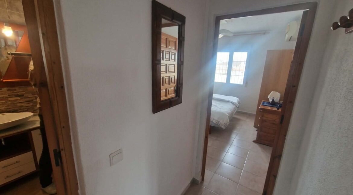 e0985ad8-8dea-486b-99f5-c00c77aeb980