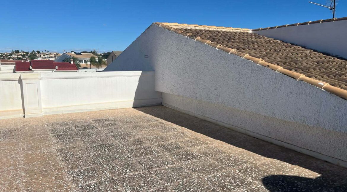 e44fb63b-beaf-4109-8131-1de94c9a3455